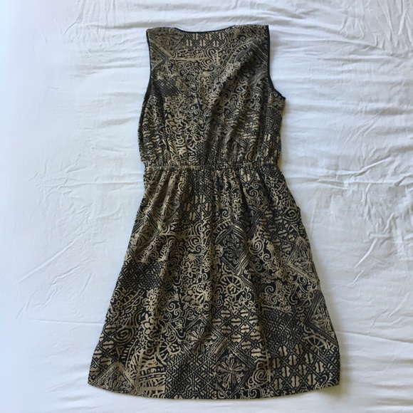 SOLD✖️ Neutral Batik Print Dress - Picture 2 of 6